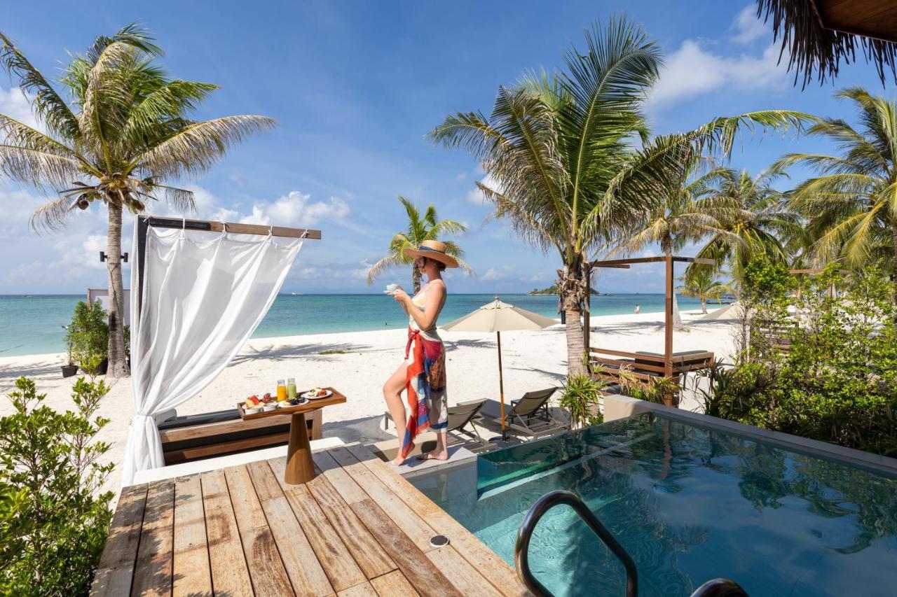 Villa Sun con piscina - Frente al mar